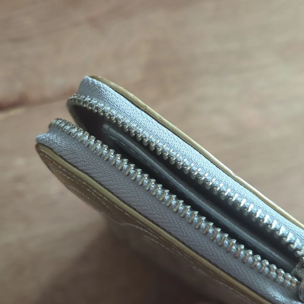 Coach wallets - Picture 13 of 16
